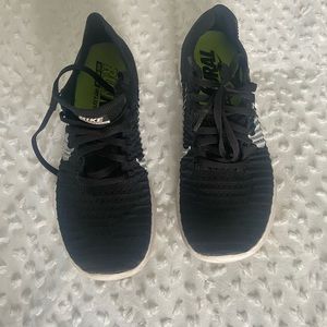 Nike Free Run fly knit shoes